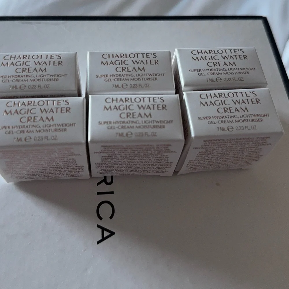 Oily skin heaven !CHARLOTTE'S MAGIC WATER CREAM 42ml MOISTURISER(50ml fr 100!$)